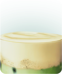 iced-matcha-tea-latte-oleato-golden-foam